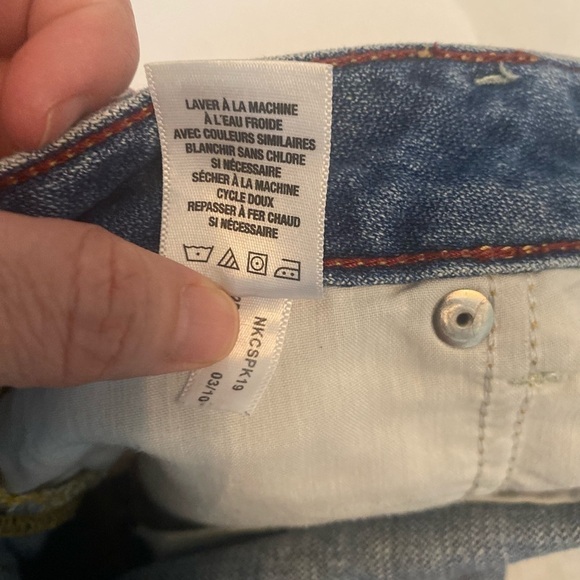 Aeropostale Skirts Denim Distressed Mini Skirt Size: 3/4 - Picture 6 of 7